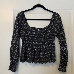 American Eagle Outfitters Black and White Floral Blouse